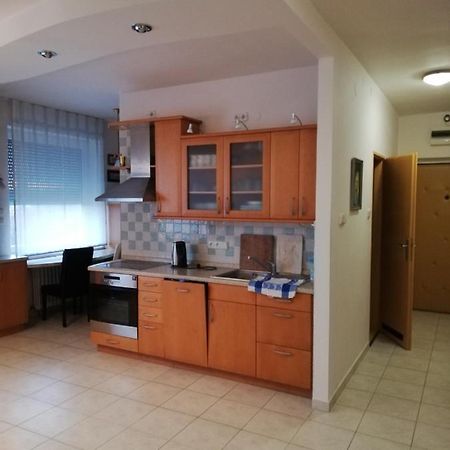 Plne Vybaveny Apartman Polni 1299 Apartment Kojetin Exterior photo